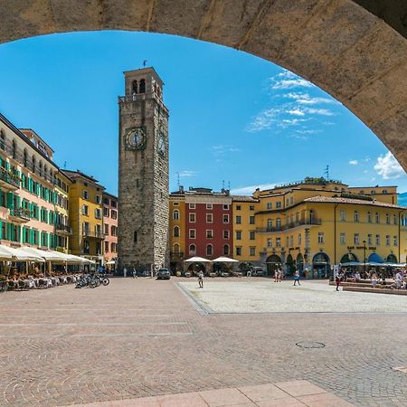 Casa O-Live Apartman Riva del Garda Kültér fotó